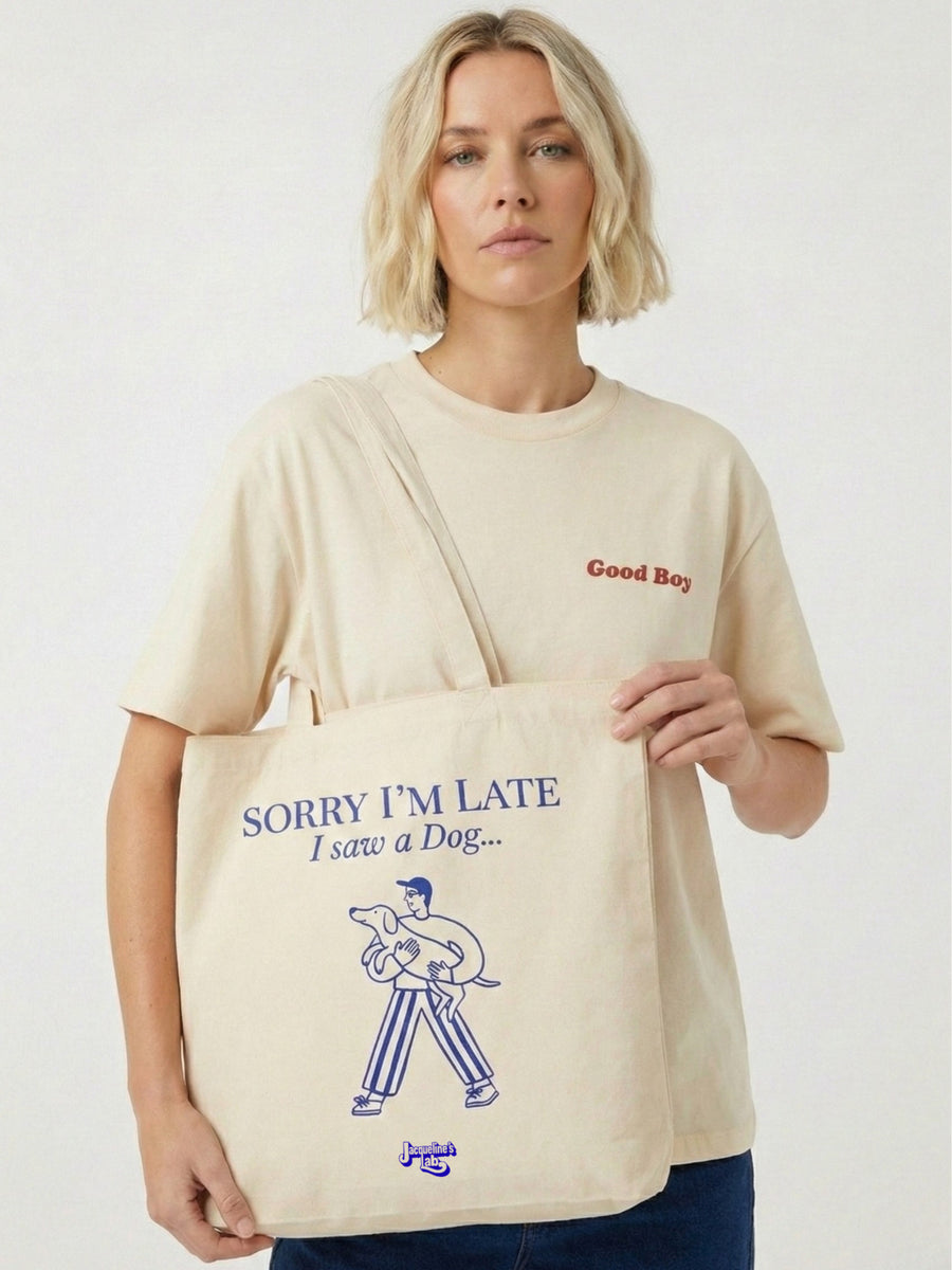 Tote bag Sorry Jacqueline's Lab porté en situation
